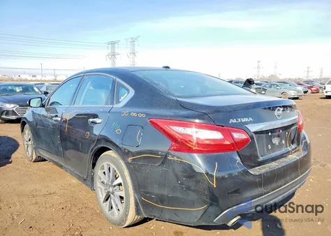 2016 Nissan Altima 2.5 z USA, uszkodzony, nr VIN 1N4AL3AP7GC264176